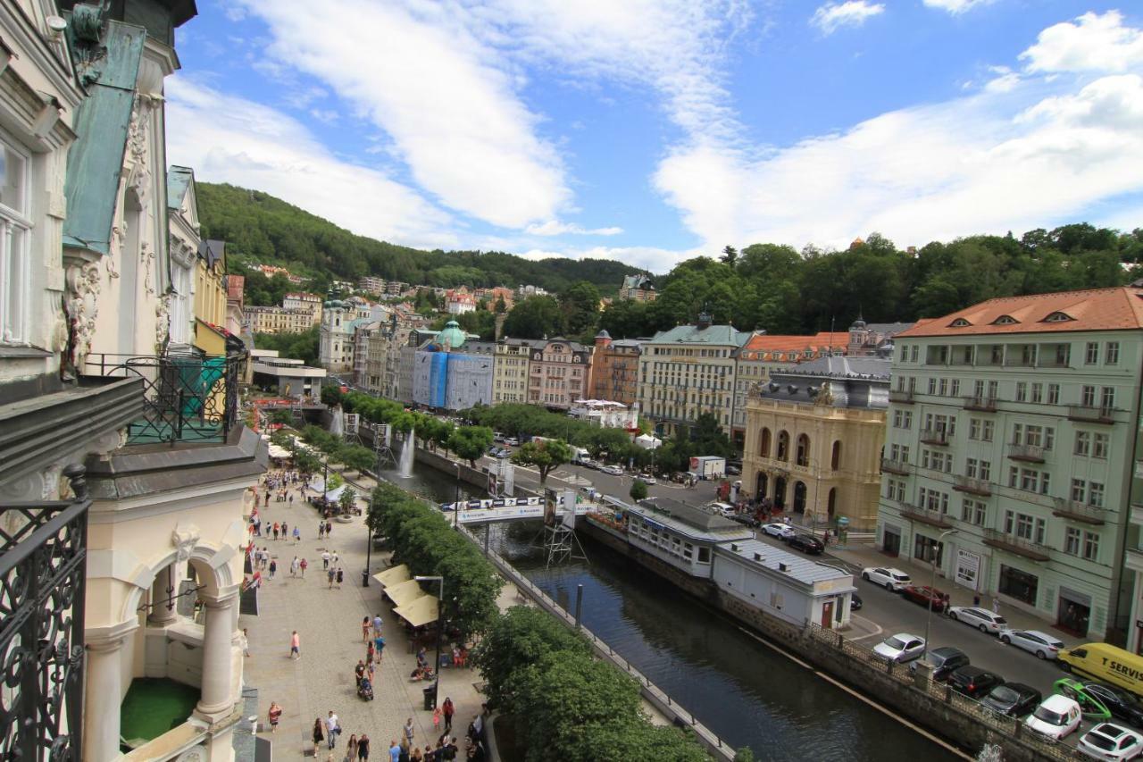 Boutique Apartment Owned By Emperor Peter The Great With 2 Balconies & Jacuzzi Karlovy Vary Exterior photo